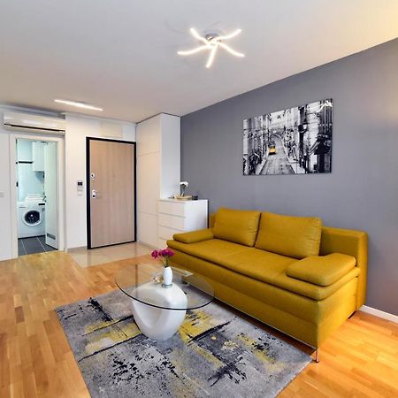 First Class Apartment, Free Parking Zagreb Bagian luar foto