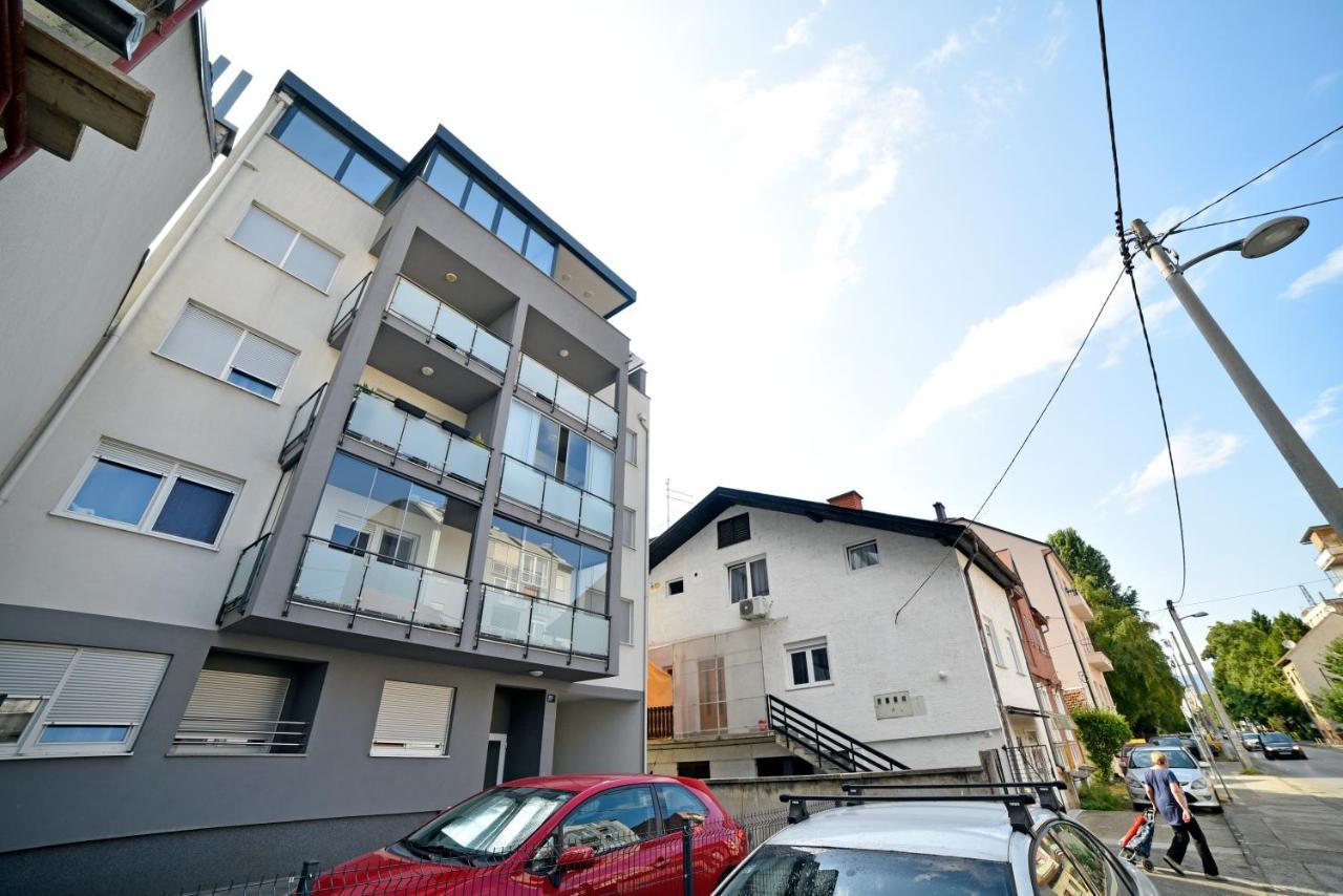 First Class Apartment, Free Parking Zagreb Bagian luar foto